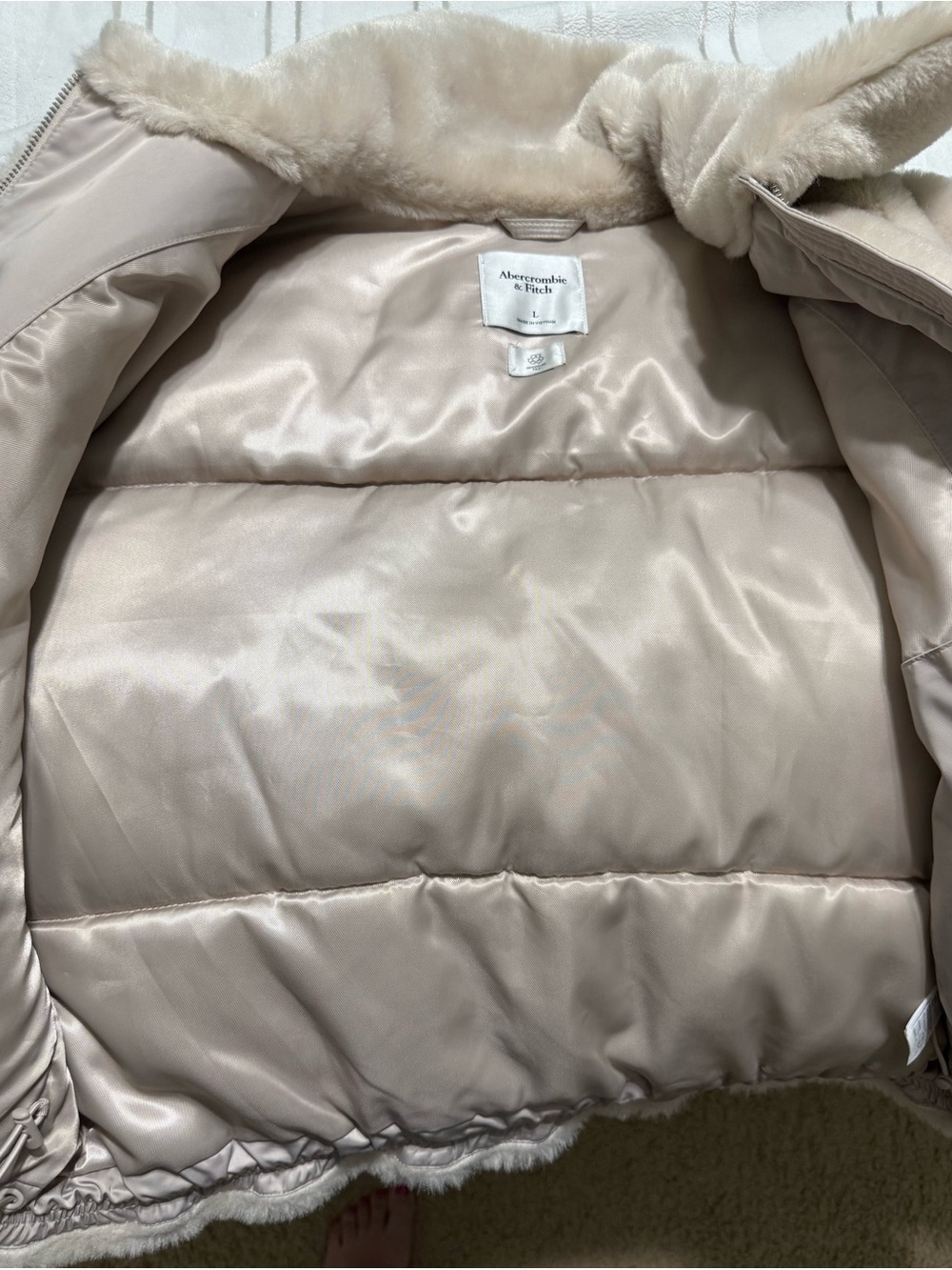Abercrombie & Fitch Light Cream Faux Fur-Lined Jacket - Picture 7 of 11